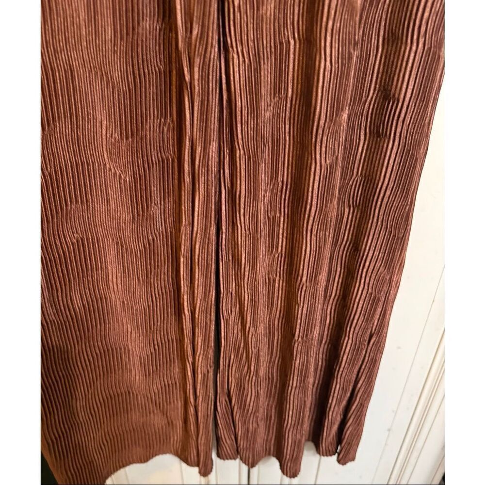 Meshki Women's Yara Plisse High Waist Pull On Wide Leg Pants Brown Sz Small NWOT - Picture 2 of 7